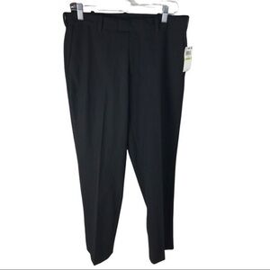 Van Heusen Men's Flex Flat Front Straight Fit Pant Black 30W  x 30L